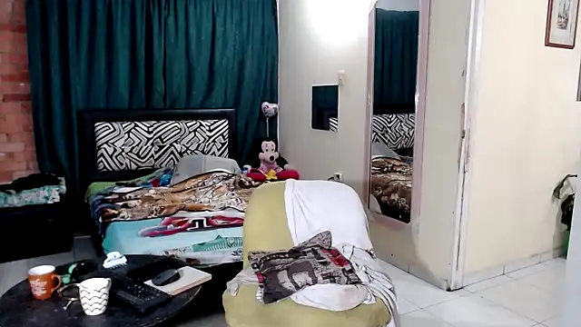 Sashaferrari2000 webcam