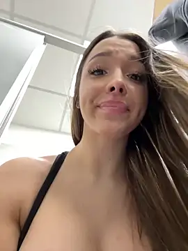 Show tits on aisle risky!!