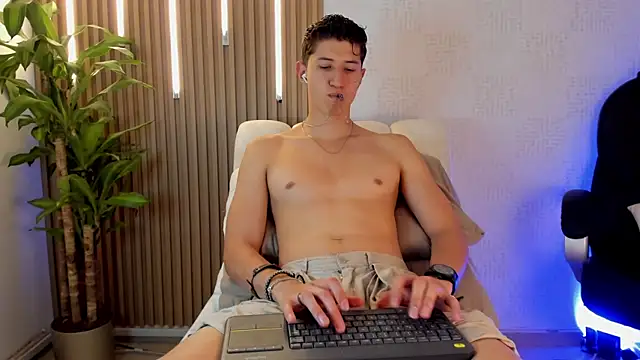 Dorianmistery2322_ webcam