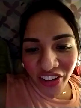 Yourbabyshane webcam