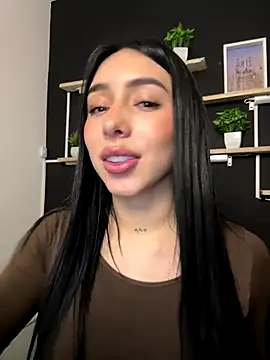 Webcam Model (isabella_jade)  is live.Free join now!