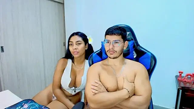 sophia_and_alex webcam