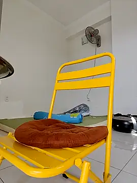 mei-mei89 (F young) - Spray directly into your face.