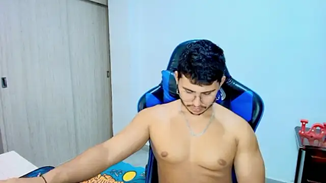 sophia_and_alex webcam