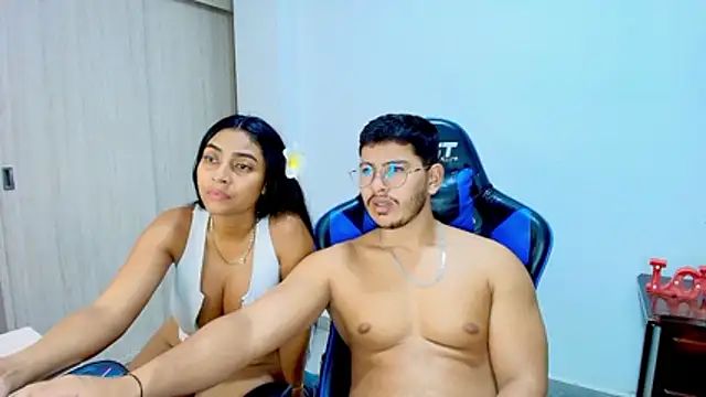 sophia_and_alex webcam