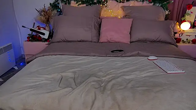 cosmic_sia (F young) - 🎀How many times im cum today?🎀