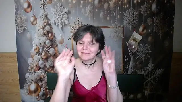 LunaDobra webcam stripchat model stream image