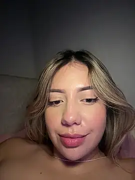 MissCat_ from StripChat is Freechat