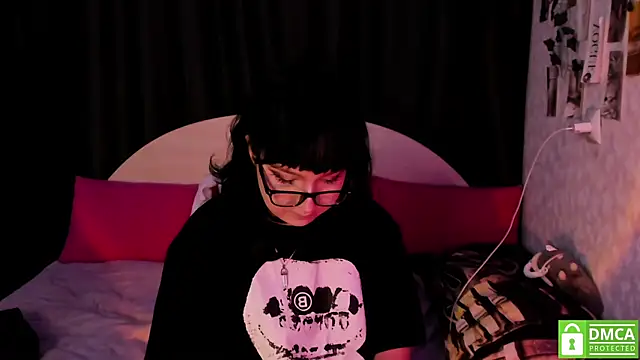 dreamgirllovee webcam