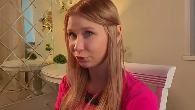 CorrieHighfield webcam stripchat model stream image