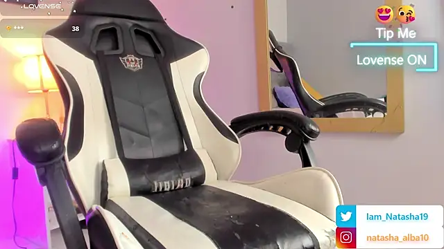 NatashaEgnath webcam