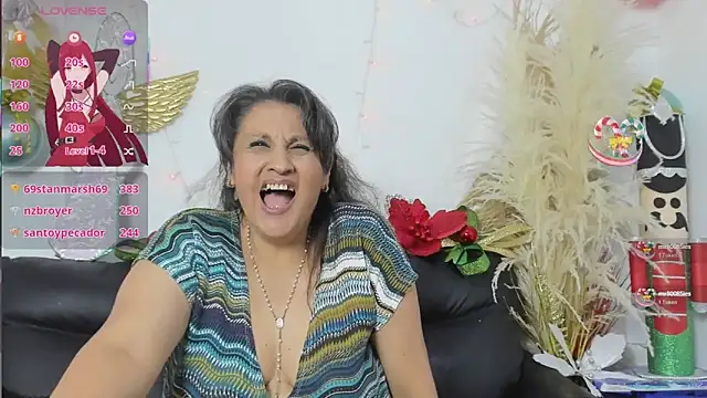 merlyna_goldens webcam