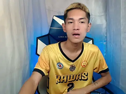 riks_tyler (Ask my age) - christmas cum together