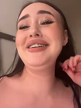 kirasunshine (F young) - smoke a cigarette