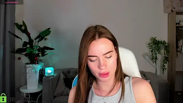 Ameli_Povilain webcam