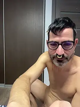 sluttty_submissive_Whore webcam