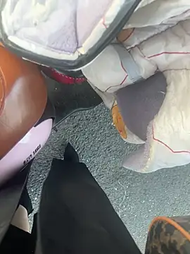 dhjm168 - DHJM168's free webcam