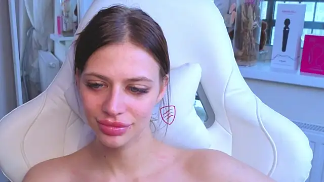 Daria_Promisess webcam