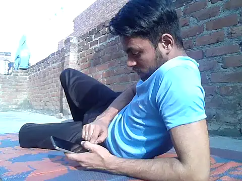 Stubborndesiboy webcam