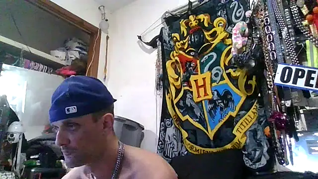 slinginbigd - SlinginbigD's free webcam - UK Sex Cams