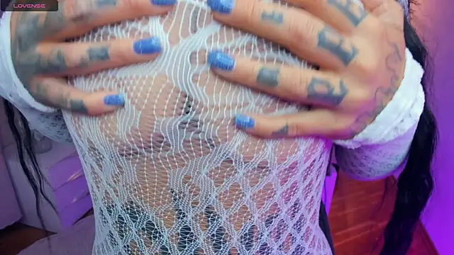 CharimgSabrina webcam