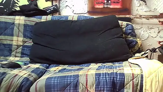 ILOVEhairywoman webcam