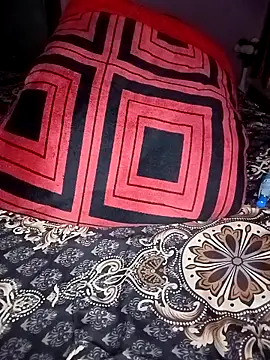 Webcam Model (Sonalisiya)  is live.Free join now!