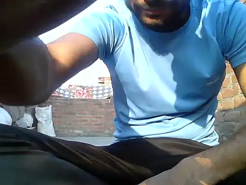 Stubborndesiboy webcam