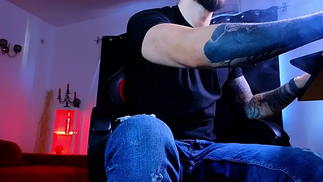 mightyaaron66 (M young) - 𖤐🔥 parTy Time ,House parTy  !  💨𖤐