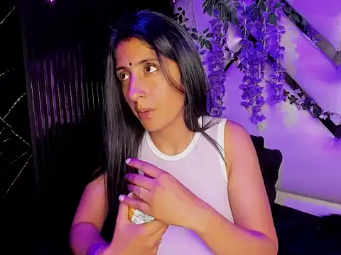 Cameron_cutte webcam