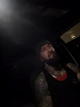 Beardedtattood webcam