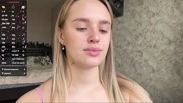 ElisabetLorney webcam