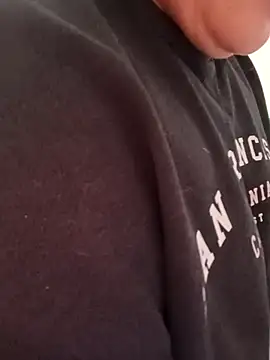 Laurys_sweethot webcam