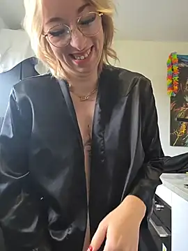 Giuliana_baby webcam