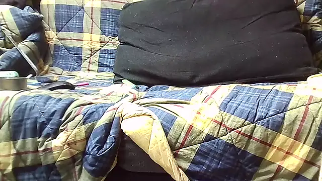 ILOVEhairywoman webcam