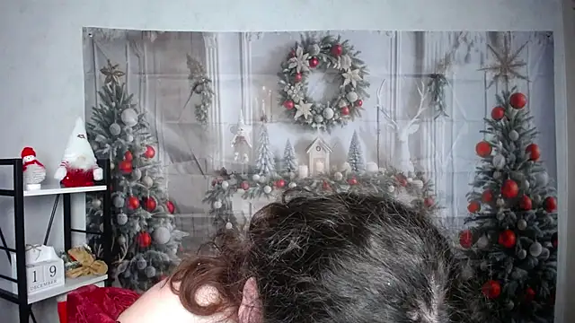 NeonilaLisova webcam