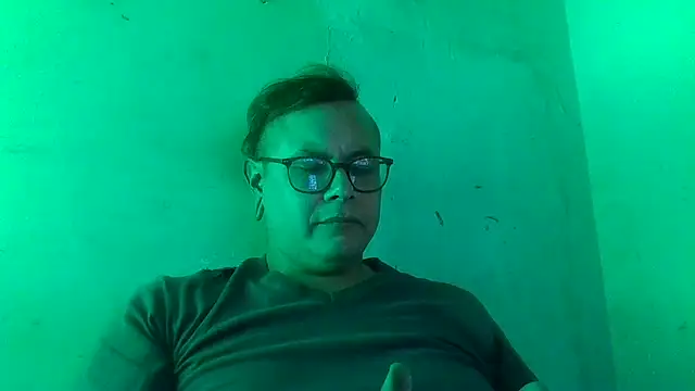 Kerrry_Caverga webcam