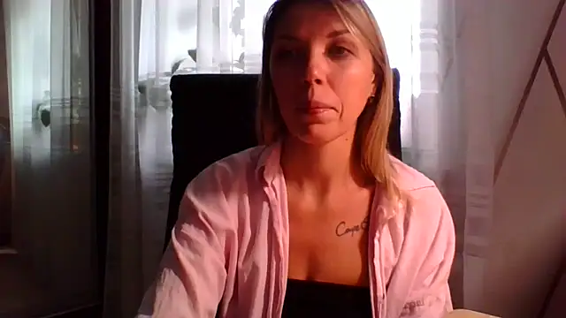 VelvetLove287 webcam