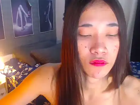 AsianDestroyer webcam