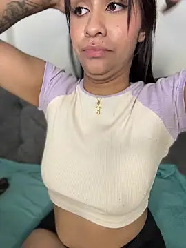 Isabella-Teen webcam