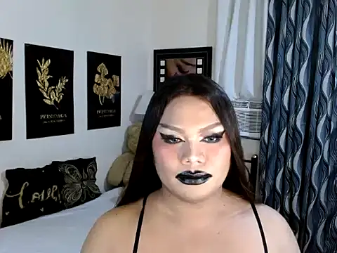 TSbrianaHugeCock webcam