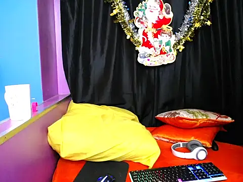 indianmaxine07 webcam