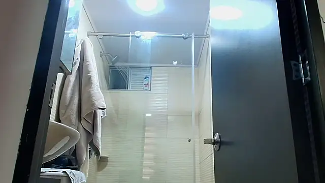 noahgun_ - NoahGun_'s free webcam - UK Sex Cams