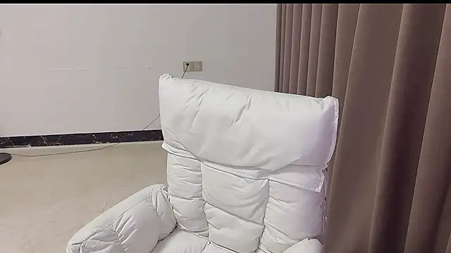 Sweetwild_ webcam stripchat model stream image