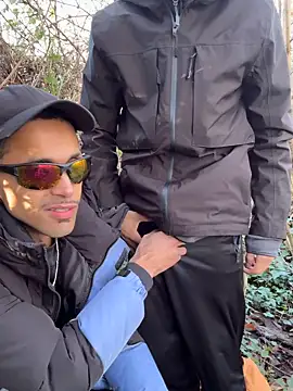 Midnight_Socks_Guys webcam