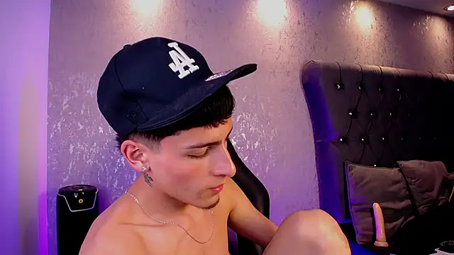 MateoMitchell webcam