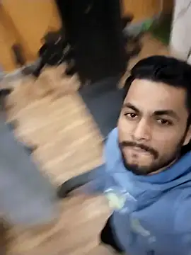 Stubborndesiboy webcam