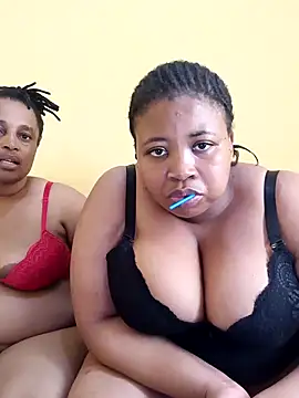 Prettyboobiesx webcam