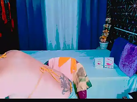 GoddessHORSECockx webcam