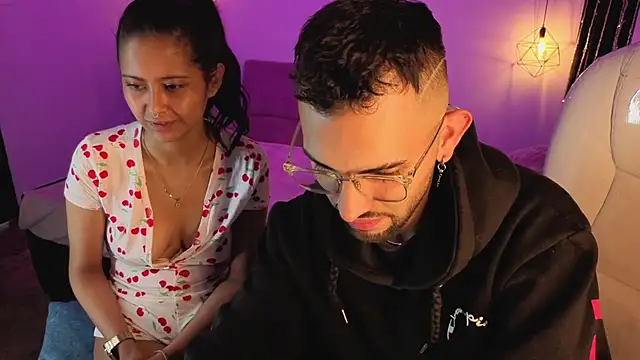 annie_and_ryan webcam